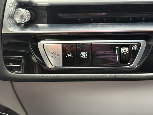 Certified 2024 Cadillac Lyriq Luxury AWD/4WD image 32