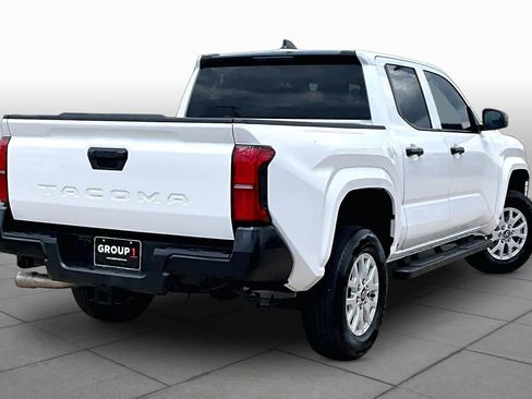 Used 2025 Toyota Tacoma SR RWD image 12