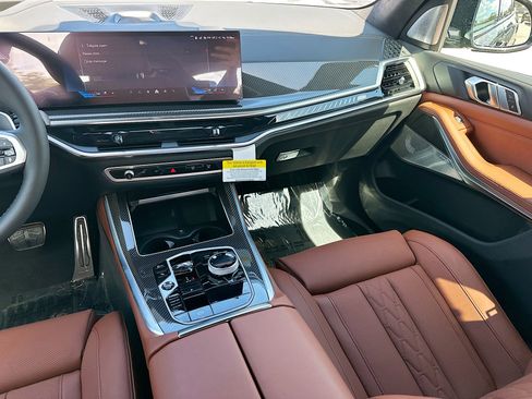 New 2026 BMW X5 M60i image 18