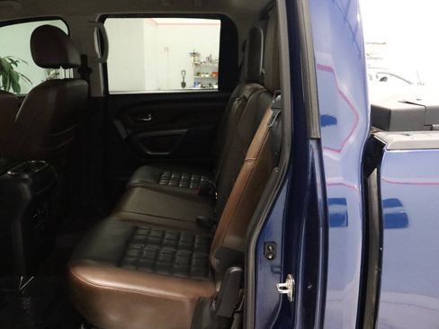 Used 2017 Nissan Titan Platinum Reserve AWD/4WD image 12