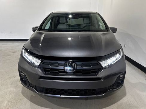 Used 2025 Honda Odyssey EX-L image 10
