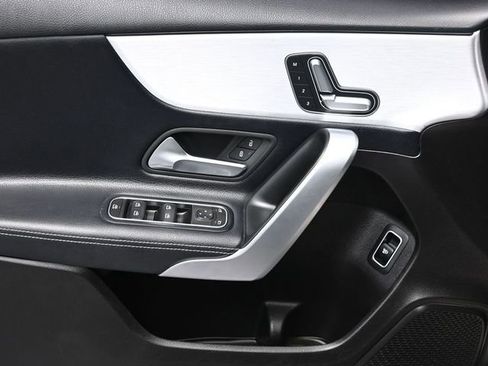 Used 2019 Mercedes-Benz A 220 image 13
