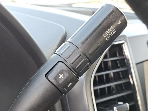 Used 2020 Ford F150 XLT w/ Equipment Group 302A Luxury AWD/4WD image 36