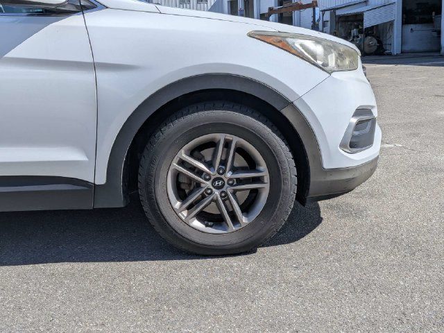 Used 2018 Hyundai Santa Fe Sport FWD image 9