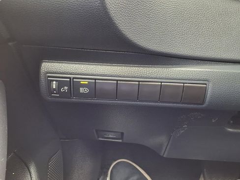 Used 2024 Toyota Corolla LE FWD image 18
