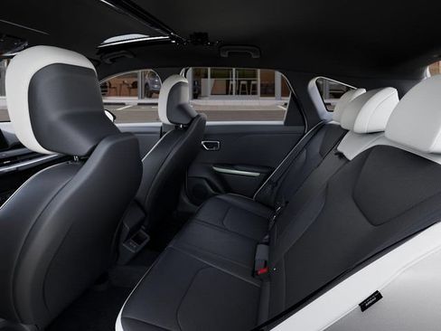 New 2026 Kia K4 GT-Line FWD image 19