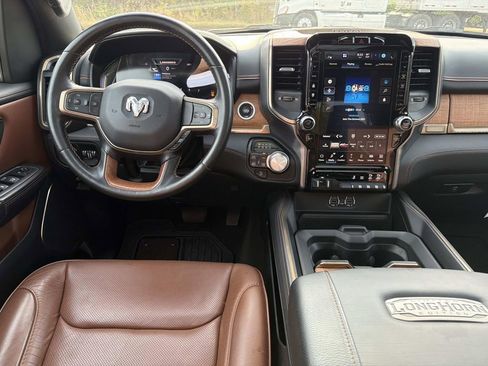 Used 2023 RAM 1500 Limited w/ Body Color Bumper Group image 17