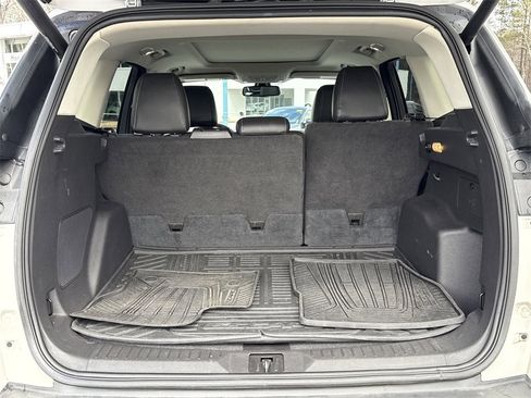 Used 2015 Ford Escape Titanium w/ Equipment Group 301A image 22