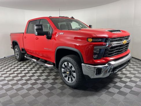 New 2026 Chevrolet Silverado 2500 LT w/ Safety Package AWD/4WD image 6