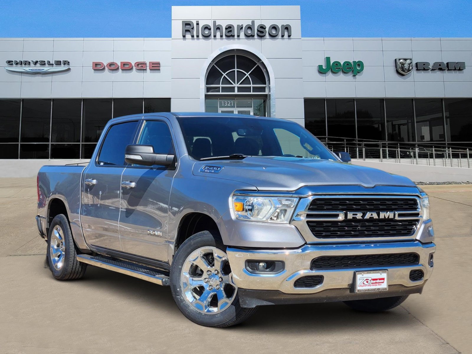 Used 2022 RAM 1500 Lone Star AWD/4WD image 1
