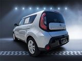 Used 2016 Kia Soul + image 5