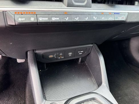 Certified 2025 Kia K4 FWD image 29