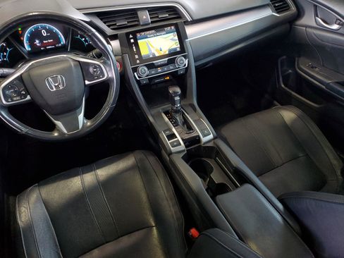 Used 2016 Honda Civic Touring image 11