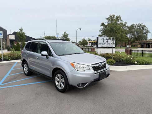 Used 2014 Subaru Forester 2.5i Touring AWD/4WD image 3