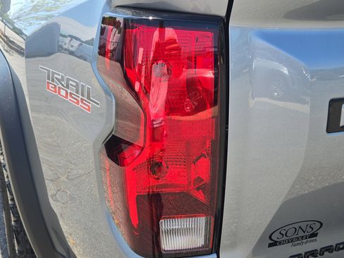 New 2026 Chevrolet Colorado Trail Boss AWD/4WD image 16