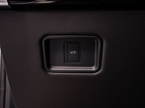 New 2026 Land Rover Range Rover SE AWD/4WD image 40