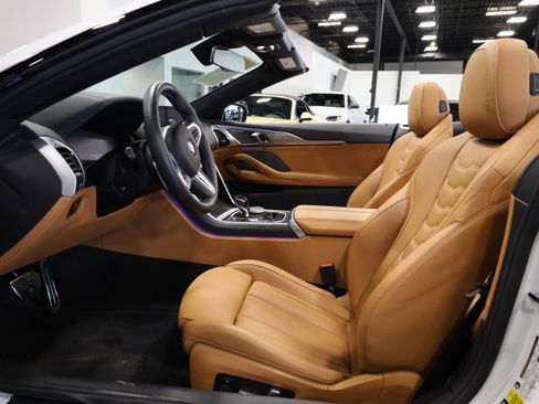 Used 2023 BMW M850i xDrive Convertible w/ M Sport Professional Package image 19