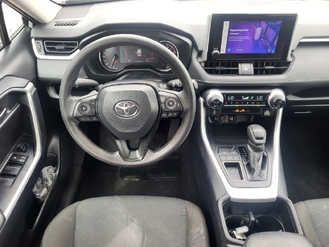 Used 2024 Toyota RAV4 XLE FWD image 25