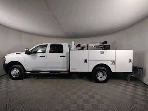 Used 2024 RAM 3500 Tradesman image 4