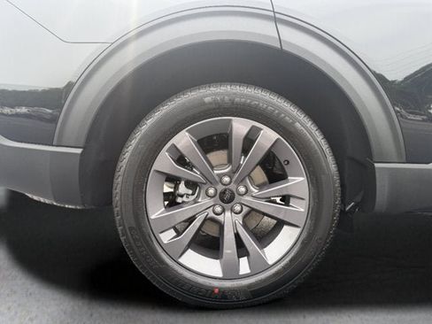 New 2026 Ford Explorer Active w/ Active Comfort Package AWD/4WD image 8