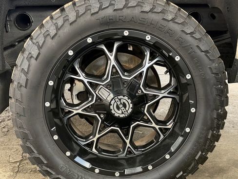 Used 2015 Chevrolet Silverado 1500 LTZ w/ LTZ Plus Package image 15