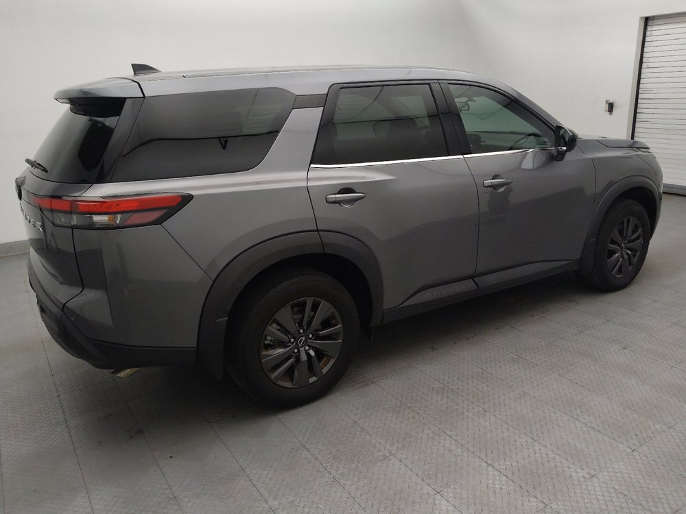 Used 2023 Nissan Pathfinder S w/ Cargo Package FWD image 10
