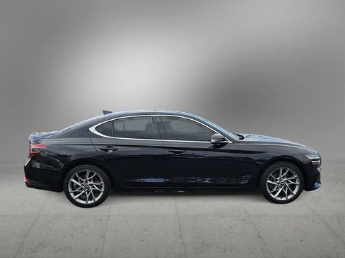 Certified 2022 Genesis G70 2.0T AWD/4WD image 9