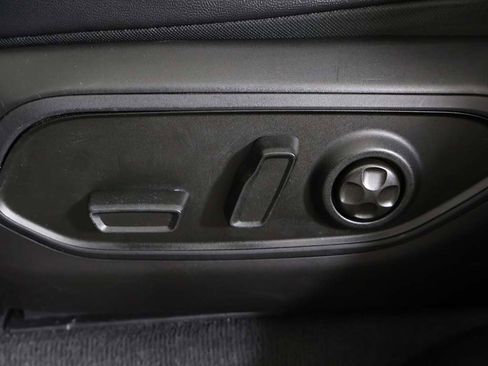 Used 2023 Jeep Grand Cherokee L Altitude image 35