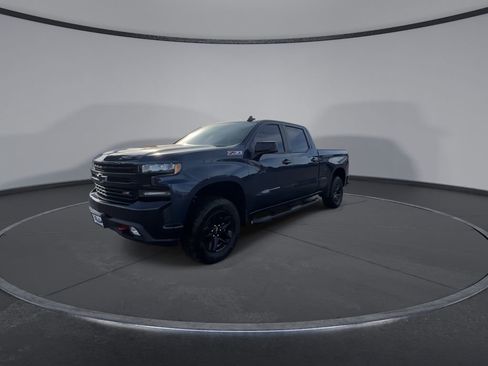 Used 2019 Chevrolet Silverado 1500 LT Trail Boss image 4