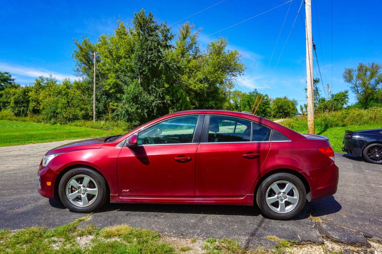 Used 2016 Chevrolet Cruze LT FWD image 6