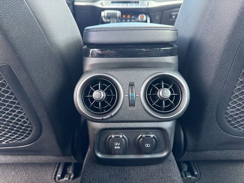 Used 2020 Kia Stinger GT-Line image 13