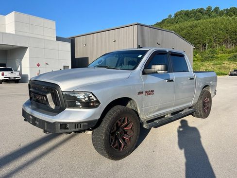 Used 2016 RAM 1500 Big Horn AWD/4WD image 1