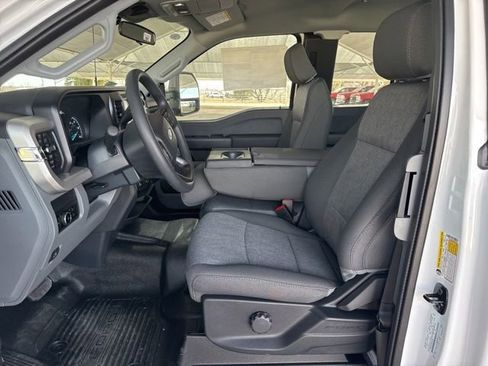 New 2026 Ford F250 XL w/ FX4 Off-Road Package image 13