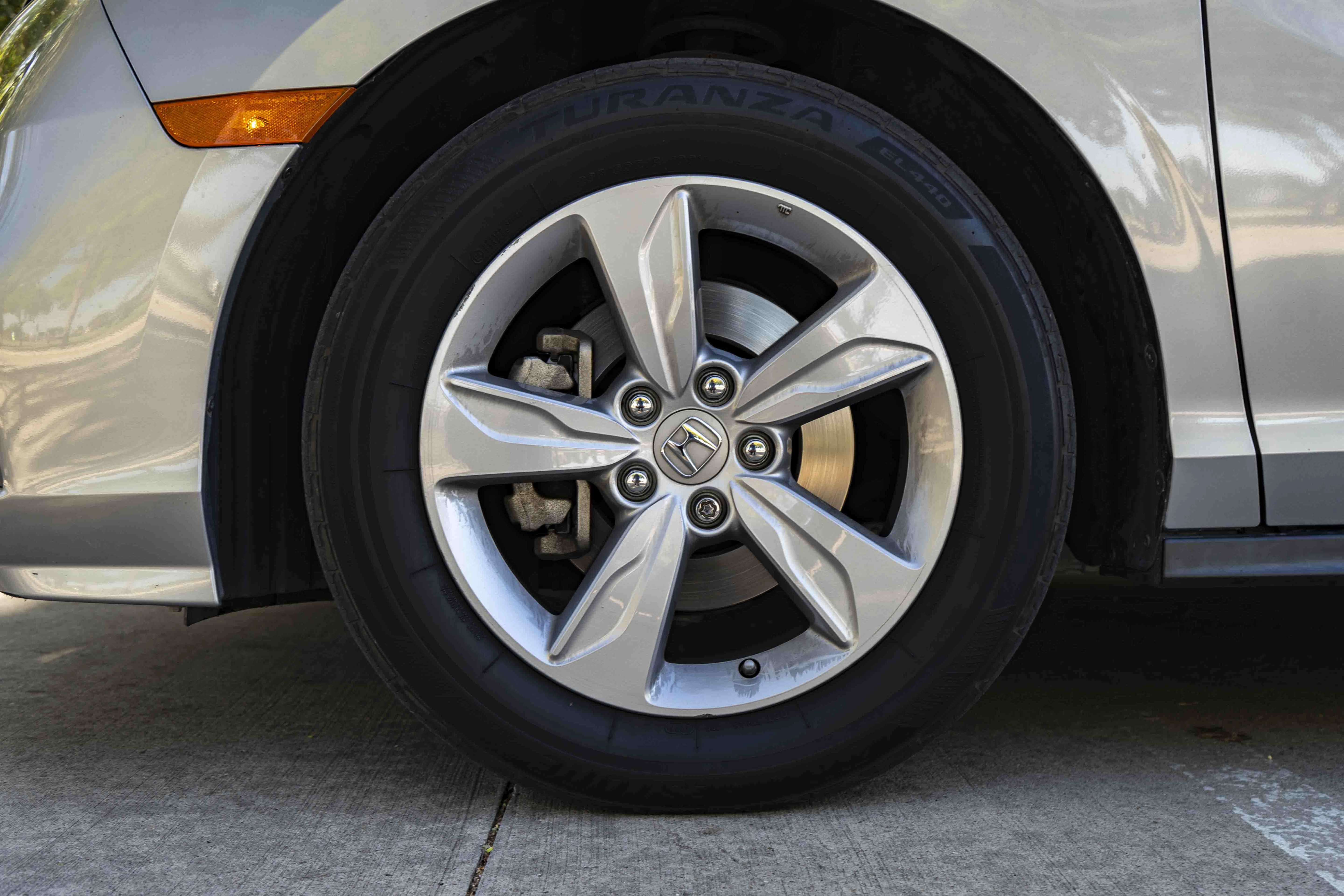 Used 2018 Honda Odyssey EX image 14