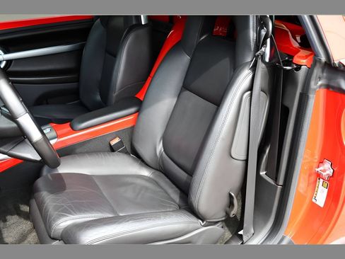 Used 2004 Chevrolet SSR w/ Preferred Equipment Group RWD image 14