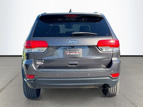 Certified 2019 Jeep Grand Cherokee Laredo w/ 18" Wheel & 8.4" Radio Group image 6