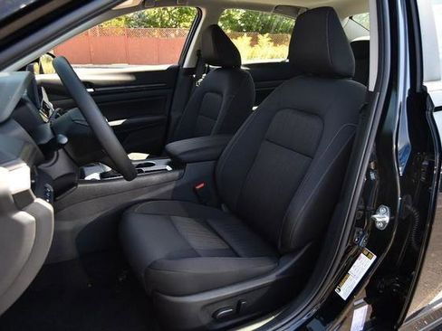 New 2025 Nissan Altima 2.5 SV w/ SV Special Edition Package image 19