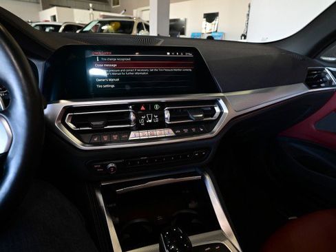 Used 2023 BMW 440i xDrive Convertible w/ M Carbon Exterior Package image 32