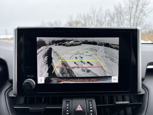 Used 2023 Toyota RAV4 Adventure image 17