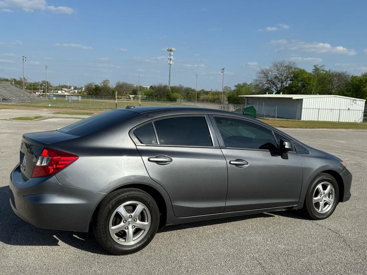 Used 2012 Honda Civic Natural Gas image 4