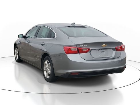 Used 2023 Chevrolet Malibu LT image 3