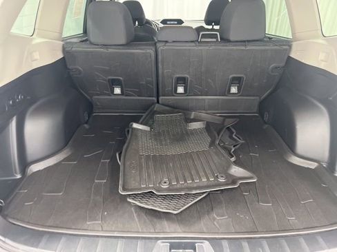 Used 2020 Subaru Forester Premium image 9
