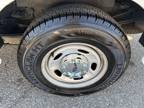 Used 2015 Ford F250 XL w/ Power Equipment Group image 51