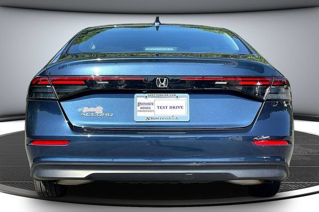 Used 2024 Honda Accord EX image 6