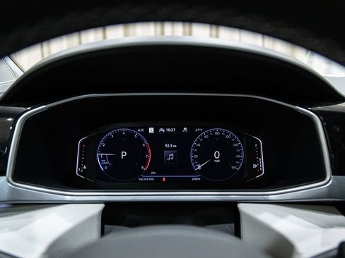 New 2026 Volkswagen Taos SEL AWD/4WD image 17