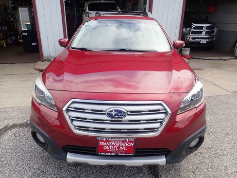 Used 2015 Subaru Outback 2.5i Limited AWD/4WD image 3