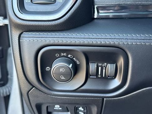 Used 2022 RAM 1500 Limited image 29