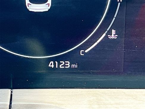 Used 2025 Kia Telluride SX Prestige X-Pro image 12