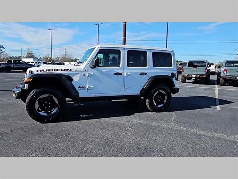 Used 2018 Jeep Wrangler Unlimited Rubicon image 25