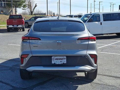 Used 2024 Buick Envista Preferred w/ Convenience I Package image 5